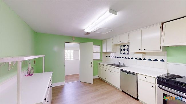 312 W Jefferson Avenue, House other with 4 bedrooms, 2 bathrooms and null parking in Port O'Connor TX | Image 11