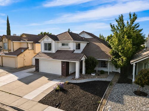 309 Sparrow Street, Vacaville, CA, 95687 | Card Image