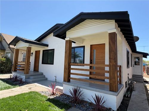 1526 W 54th St, LOS ANGELES, CA, 90062-2808 | Card Image