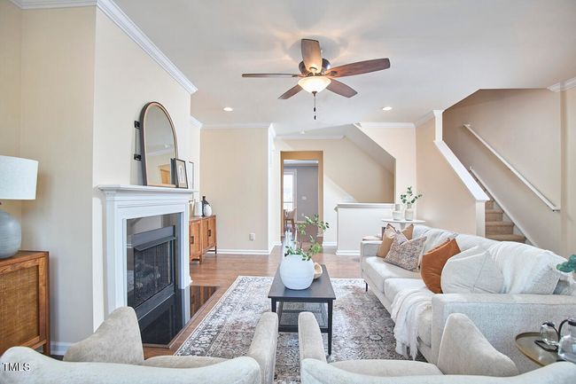 5 - Living Room | Image 5