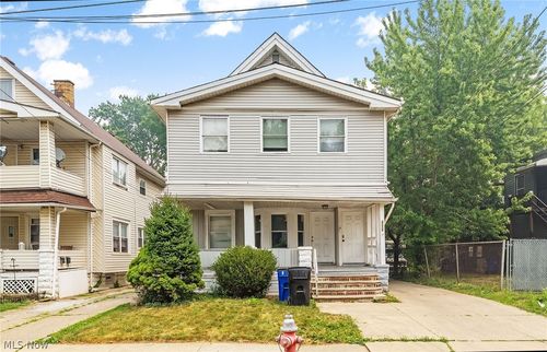 2231 W 105th St, Cleveland, OH, 44102-3540 | Card Image