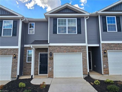 1104 Broholmer Ln, Greensboro, NC, 27405-8331 | Card Image