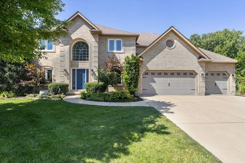 1411 Frenchmans Bend Dr, Naperville, IL, 60564-9783 | Card Image