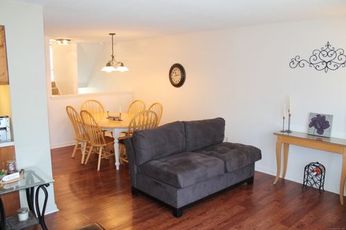 177-177 Spring St, Wethersfield, CT, 06109-3418 | Card Image