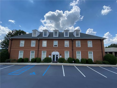 1814 East Main Street Park, Easley, SC, 29640 | Card Image