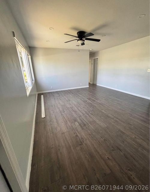 0-35 W 11th St, Riviera Beach, FL, 33404-7524 | Card Image