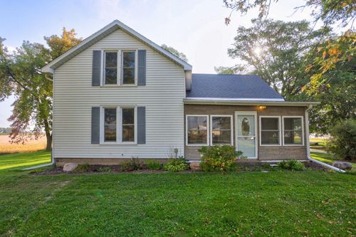 3175 Carter Rd, Auburn, MI, 48611-9709 | Card Image