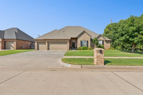 1017 Justin Dr, Yukon, OK, 73099-2178 | Card Image
