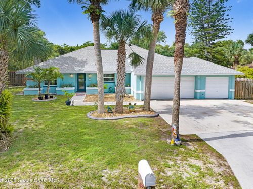 123 Pelican Dr, Melbourne Beach, FL, 32951-3736 | Card Image