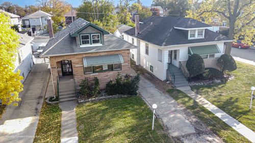 643 S 19th Ave, Maywood, IL, 60153-1452 | Card Image