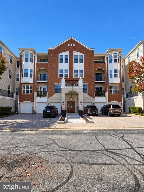 305-5920 Great Star Dr, CLARKSVILLE, MD, 21029-1360 | Card Image
