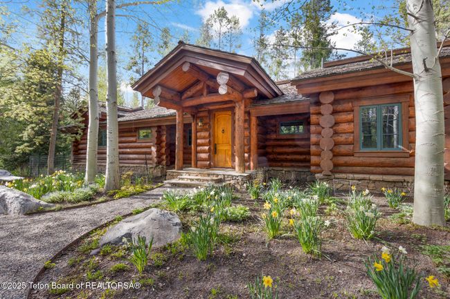 5725 Caddis Fly Dr, House other with 3 bedrooms, 4 bathrooms and null parking in Wilson WY | Image 29
