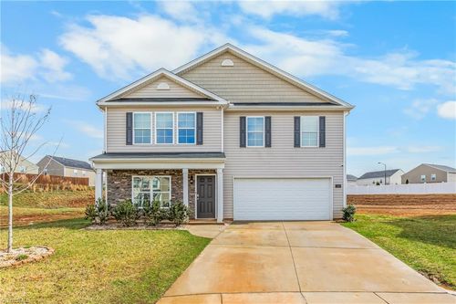 310 Beresford Way, Greensboro, NC, 27405 | Card Image