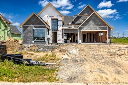2701 E 134th Circle S, Jenks, OK, 74008 | Card Image