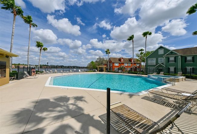 9730 - 9730 Lake Chase Island Way, Condo with 3 bedrooms, 2 bathrooms and null parking in TAMPA FL | Image 53