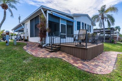 377 - 18675 Us Highway 19 N, House other with 2 bedrooms, 2 bathrooms and null parking in Clearwater FL | Image 2