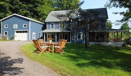 76 Center St, Richford, VT, 05476-1004 | Card Image