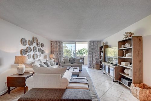 apt-4j-1000 Spanish River Rd, Boca Raton, FL, 33432-7673 | Card Image