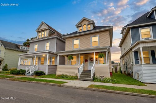 10 Catalpa Dr, Albany, NY, 12209-1604 | Card Image