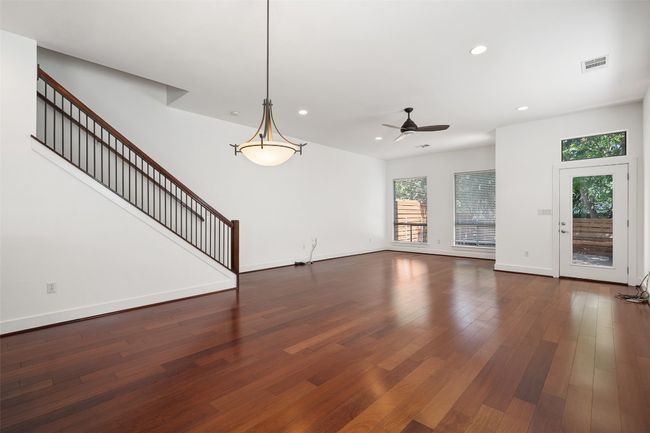 B - 2209 Thornton Rd, Condo with 3 bedrooms, 3 bathrooms and 2 parking in Austin TX | Image 10