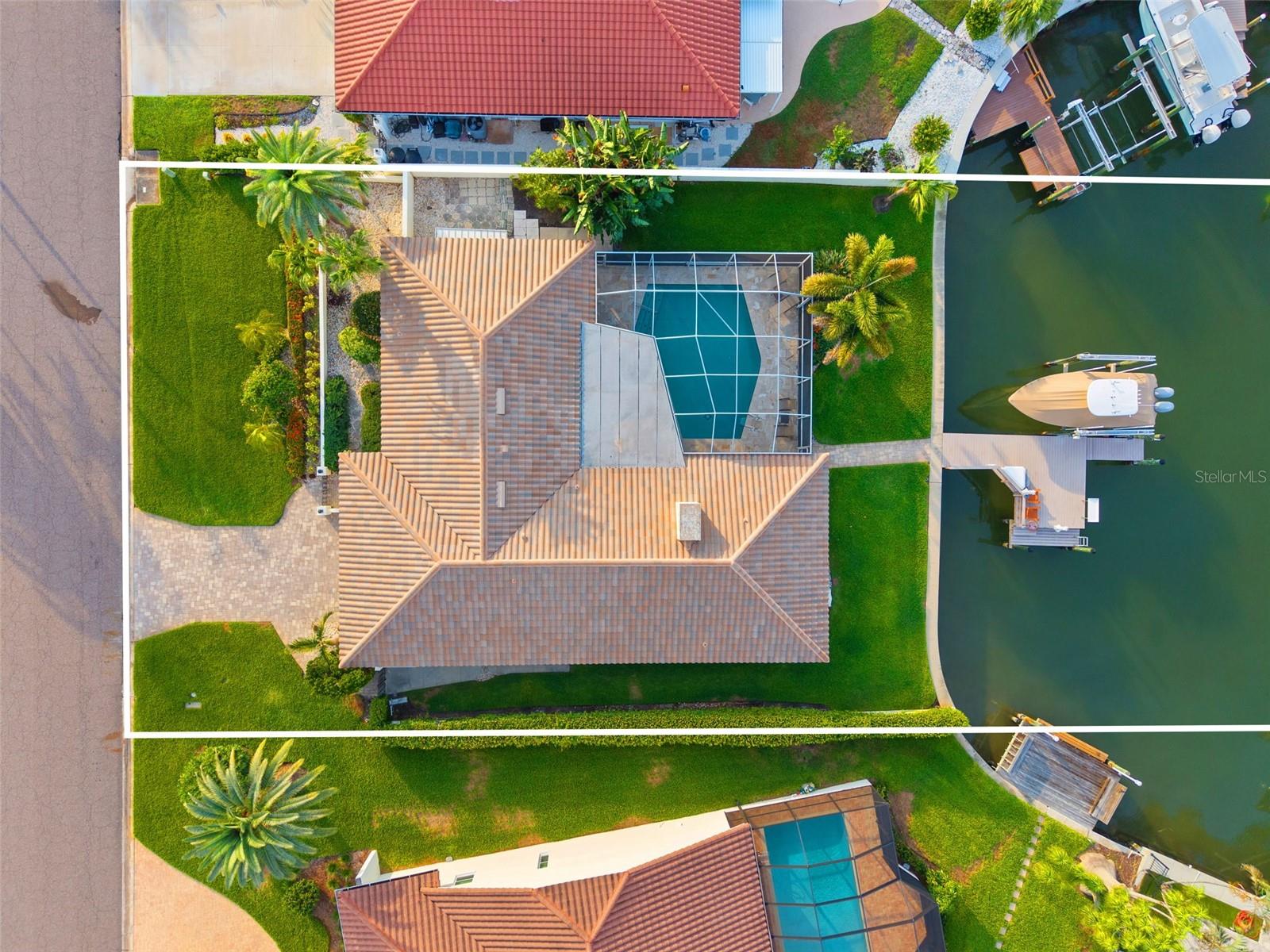 Residential in ST PETERSBURG 4