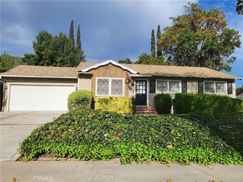 3008 Sequoia, Fullerton, CA, 92835 | Card Image