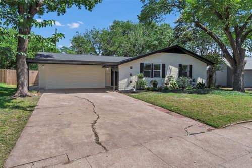 3710 Devonshire Ct E, Irving, TX, 75062-3517 | Card Image