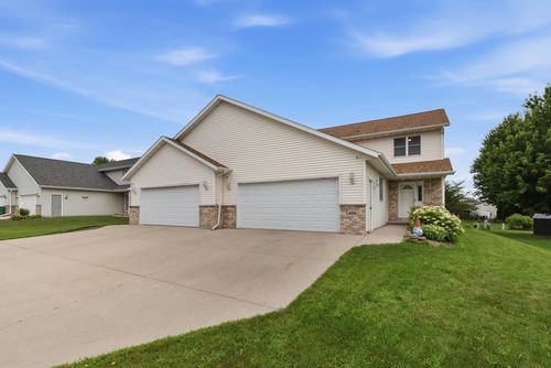 406 Greenbriar Avenue, Fond Du Lac, WI, 54935 | Card Image