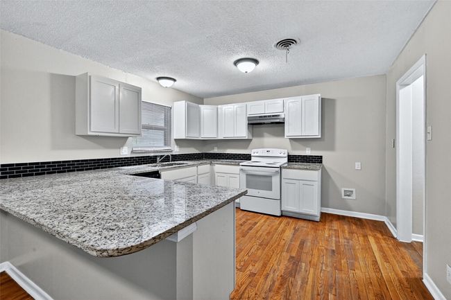 1306 Blanton Pl, House other with 3 bedrooms, 2 bathrooms and null parking in Sherman TX | Image 7