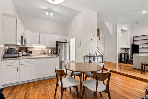 113-113 W Dedham St, Boston, MA, 02118 | Card Image
