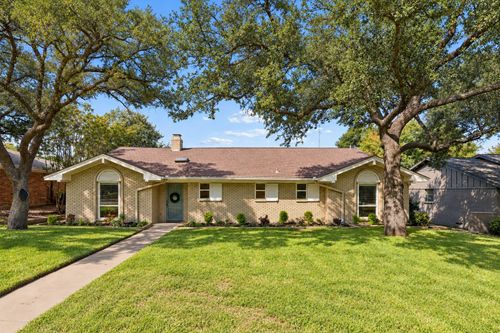 412 Ridgewood Dr, Richardson, TX, 75080-1823 | Card Image