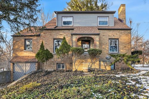 4640 Lee Avenue, Downers Grove, IL, 60515 | Card Image