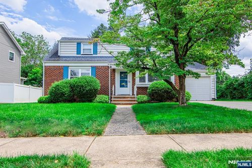 31-02 Gentner Rd, Fair Lawn, NJ, 07410-4546 | Card Image