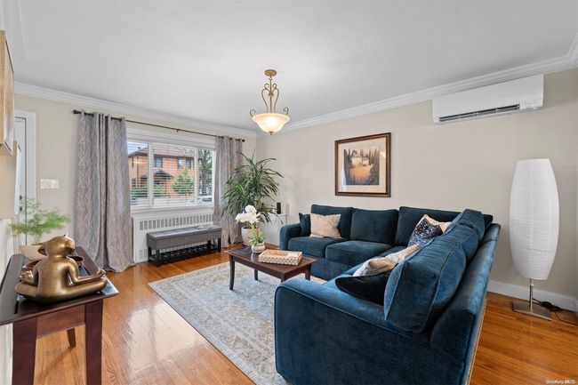 49-44 167 Th St, House other with 4 bedrooms, 3 bathrooms and null parking in Fresh Meadows NY | Image 10