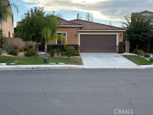 36682 Fantin Way, Lake Elsinore, CA, 92532-3042 | Card Image