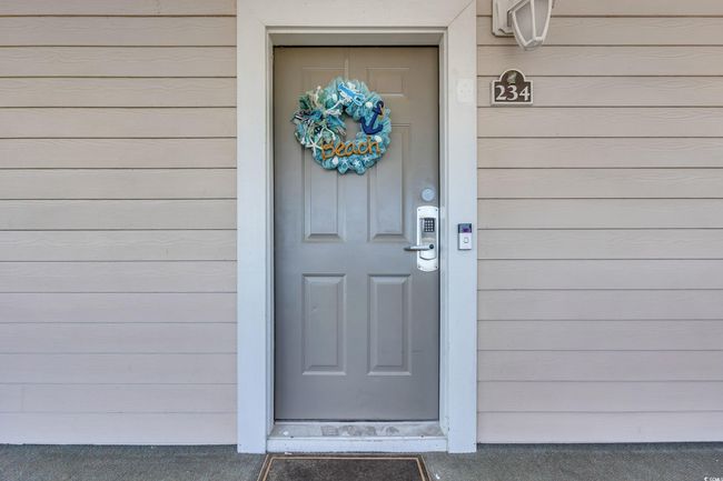 View of exterior entry | Image 5