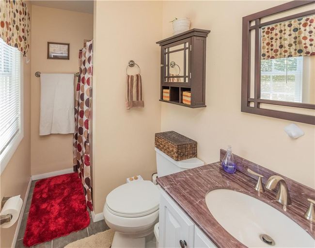 Primary Bedroom Ensuite | Image 32