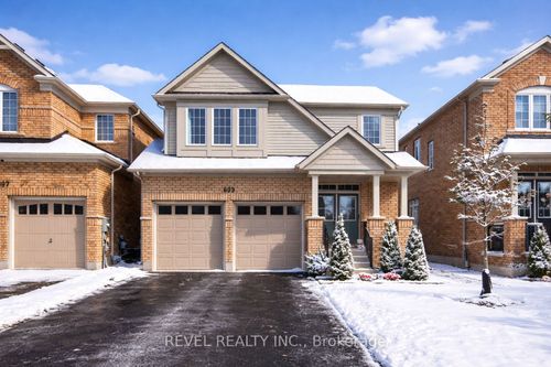 693 Mcmullen St, Shelburne, ON, L9V3X4 | Card Image