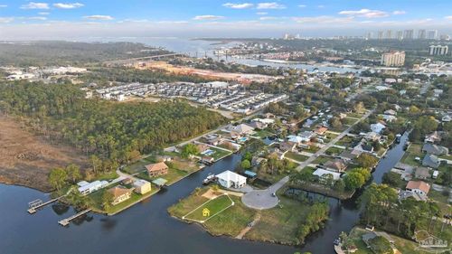 5514 Sea Spray Dr, Pensacola, FL, 32507-8857 | Card Image