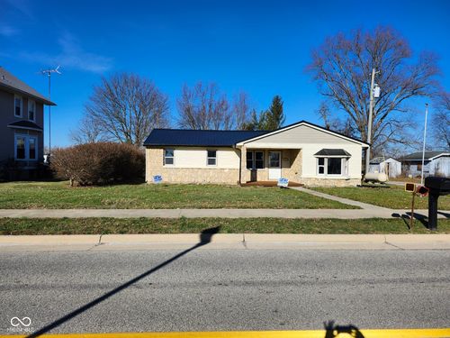 512 E Main St, Milroy, IN, 46156-9706 | Card Image
