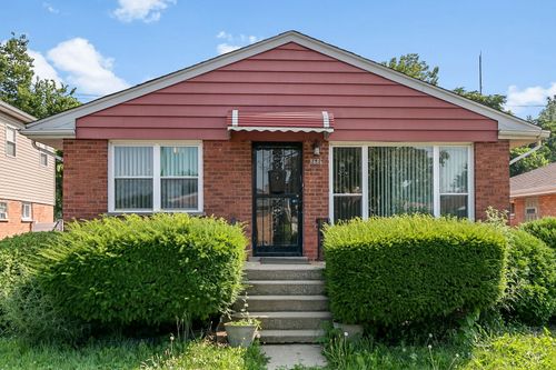 8646 S University Ave, Chicago, IL, 60619-6422 | Card Image