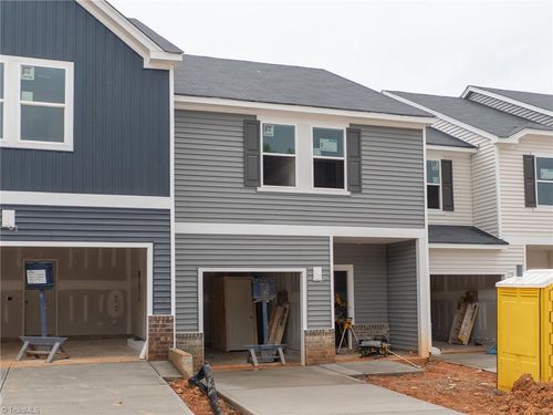 1005 Winding Spg, Mebane, NC, 27302 | Card Image