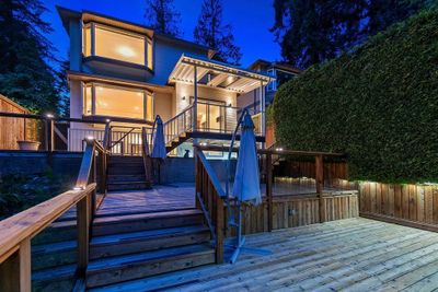 3998 Phyllis Rd, House other with 5 bedrooms, 3 bathrooms and 4 parking in North Vancouver BC | Image 3