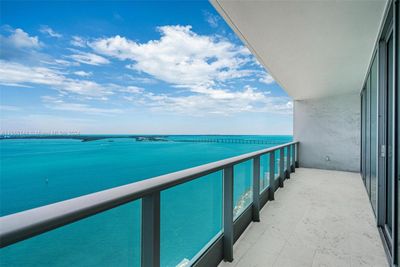 2503 - 1331 Brickell Bay Dr, Condo with 2 bedrooms, 3 bathrooms and null parking in Miami FL | Image 3