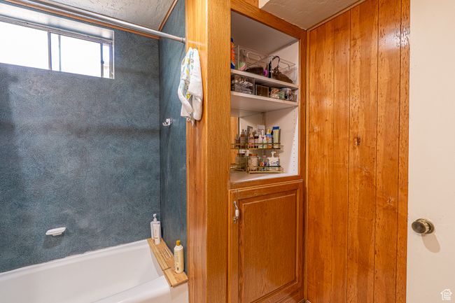 570 N 400 W, House other with 4 bedrooms, 2 bathrooms and 6 parking in Logan UT | Image 22