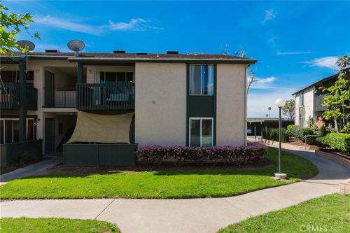 8-23278 Orange Ave, Lake Forest, CA, 92630-6902 | Card Image