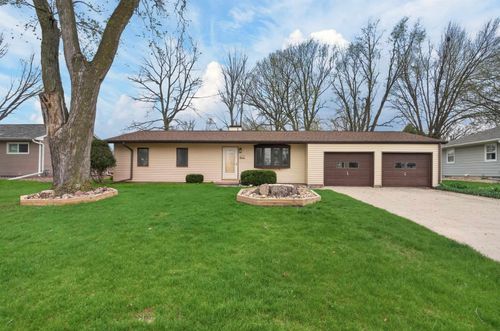 4317 Hillside Dr, Cedar Falls, IA, 50613-6141 | Card Image