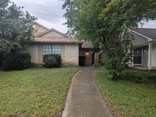 4629 Chapman St, The Colony, TX, 75056-3107 | Card Image