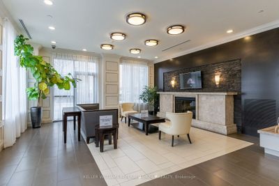 814 - 35 Saranac Blvd, Condo with 2 bedrooms, 1 bathrooms and 1 parking in North York ON | Image 3