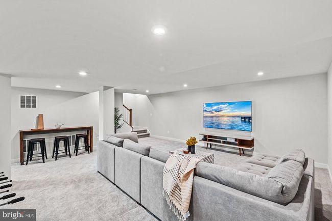 8005 International Dr, House other with 6 bedrooms, 5 bathrooms and null parking in WARRENTON VA | Image 42